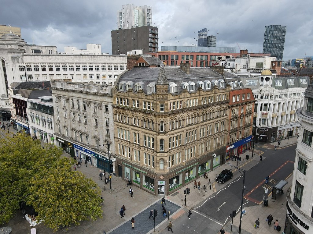 15–17 Piccadilly and 7–9 Oldham Street, Manchester